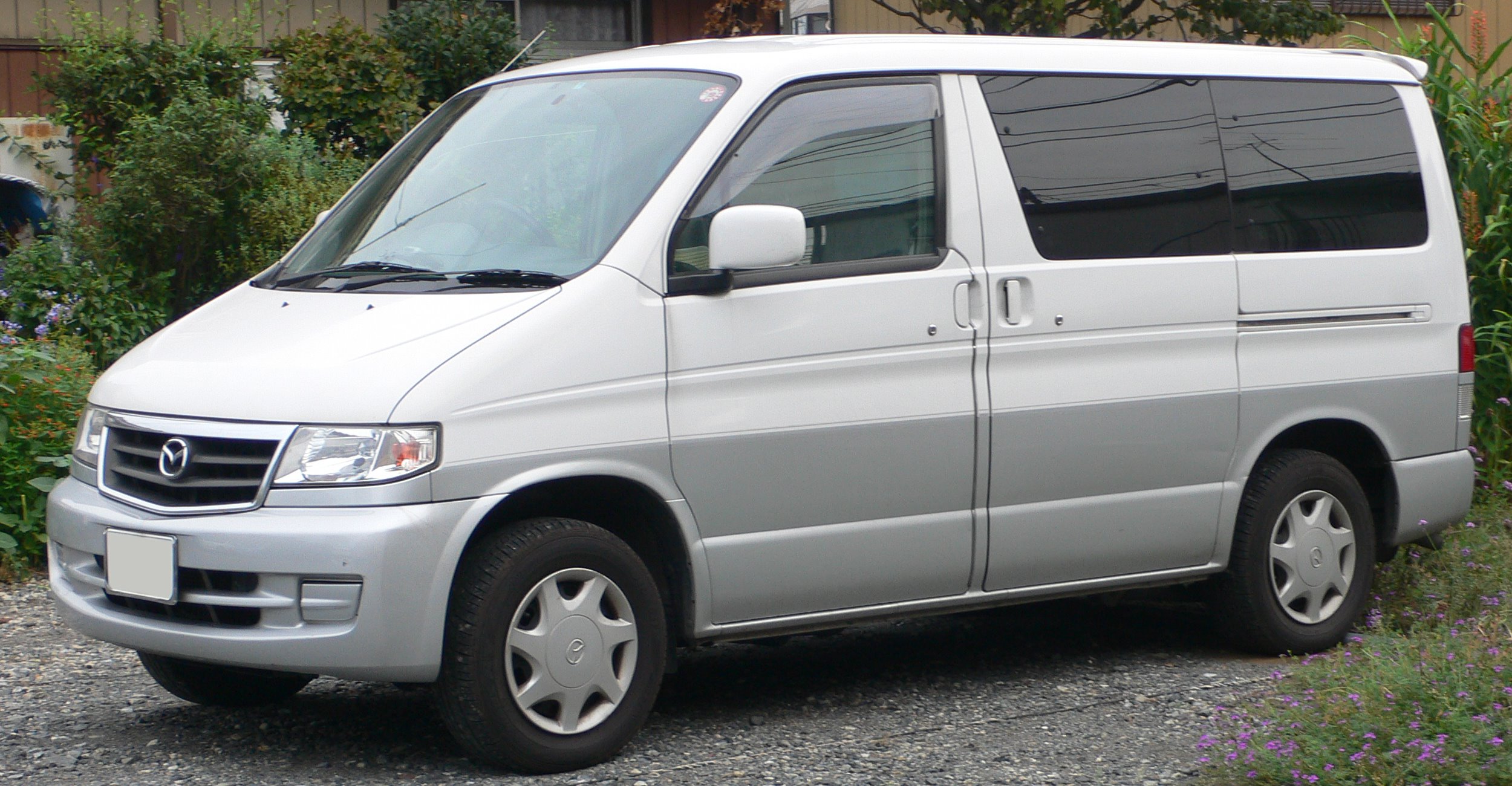 Scrapping A Mazda Bongo
